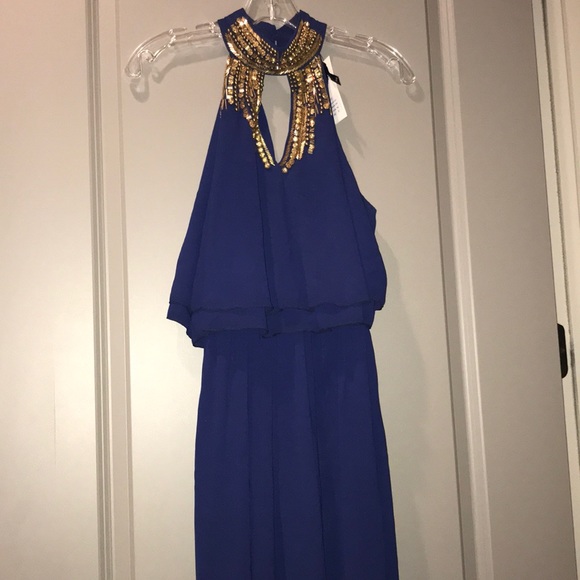 Dresses & Skirts - Dress